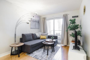 AOC Suites - Heart of Downtown Condo